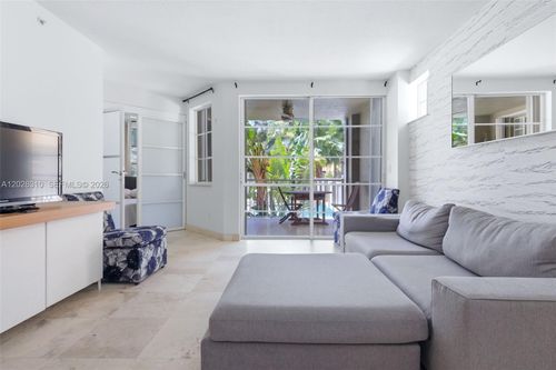 315-140 Meridian Ave, Miami Beach, FL, 33139-7094 | Card Image