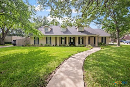 407 Pasadena Dr, Victoria, TX, 77904-1603 | Card Image