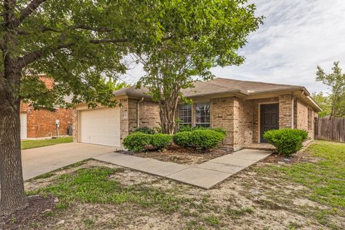556 Winbridge Ln, Haslet, TX, 76052-6112 | Card Image