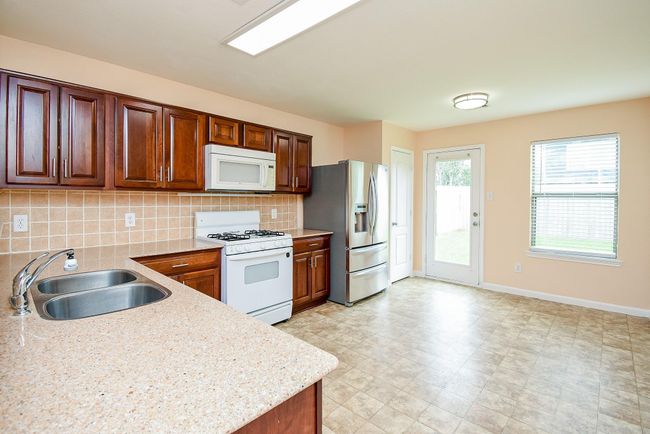 2631 Skyview Trace Ct, House other with 3 bedrooms, 2 bathrooms and 1 parking in Houston TX | Image 10
