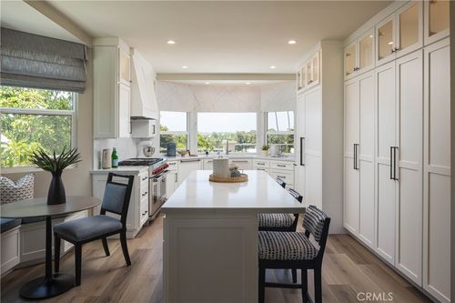 50 Ocean Vis, Newport Beach, CA, 92660-6224 | Card Image