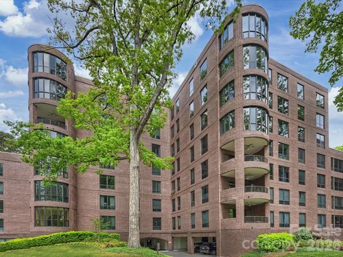 840 Cherokee Road, Charlotte, NC, 28207 | Card Image