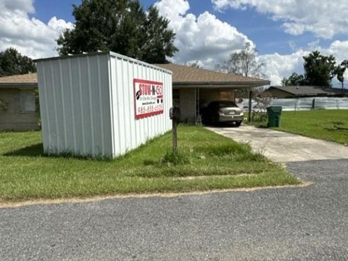 497 St Philip St, Raceland, LA, 70394-3118 | Card Image