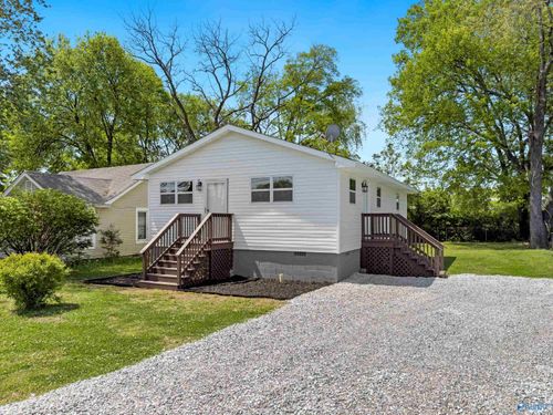 447 1/2 Bass Circle Nw, Huntsville, AL, 35801 | Card Image