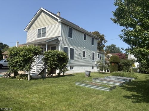 317 Ware Ct, Bound Brook, NJ, 08805-1647 | Card Image