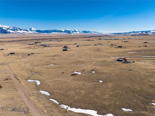 77 Badger Rd, Ennis, MT, 59729-9164 | Card Image