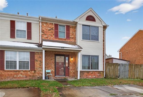 810 Nottaway Dr, Chesapeake, VA, 23320-4849 | Card Image