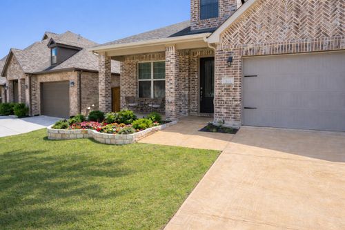 933 Spring Falls Dr, McKinney, TX, 75071-3564 | Card Image