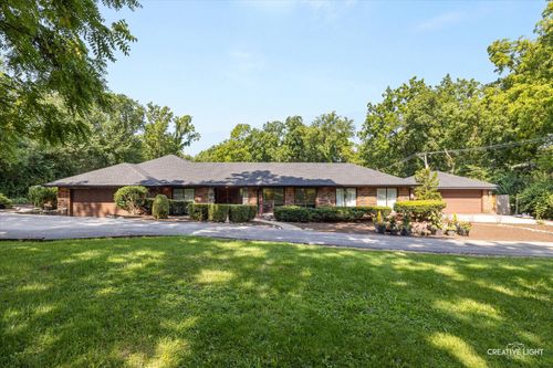 8516 Una Avenue, Naperville, IL, 60565 | Card Image
