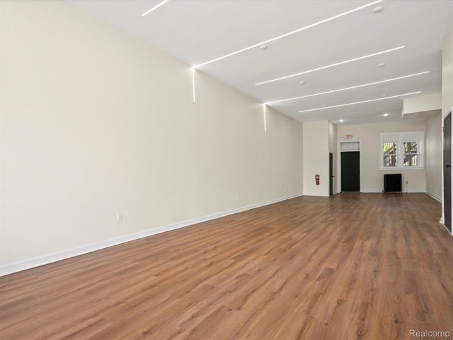 23525 Woodward Ave, Home with 0 bedrooms, 4 bathrooms and 5 parking in Ferndale MI | Image 34