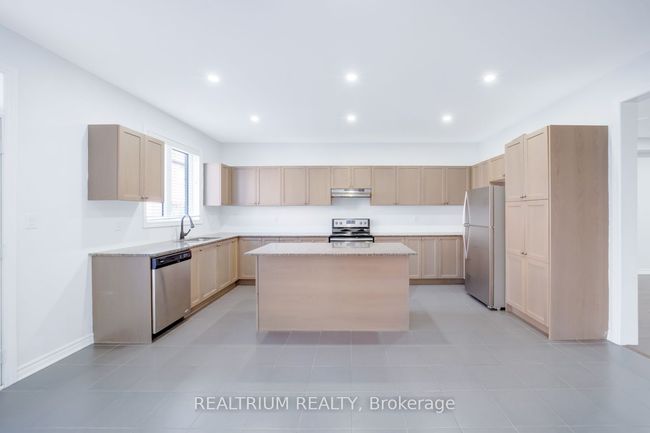 22 Clockwork Dr, House other with 4 bedrooms, 5 bathrooms and 4 parking in Brampton ON | Image 10