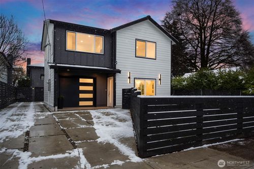 4814 14th Avenue S, Seattle, WA, 98108 | Card Image