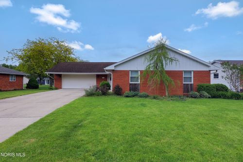 65 Lafayette Dr, Napoleon, OH, 43545-2215 | Card Image