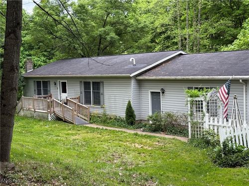 3039 Ruswil Dr, Millersburg, OH, 44654-9560 | Card Image
