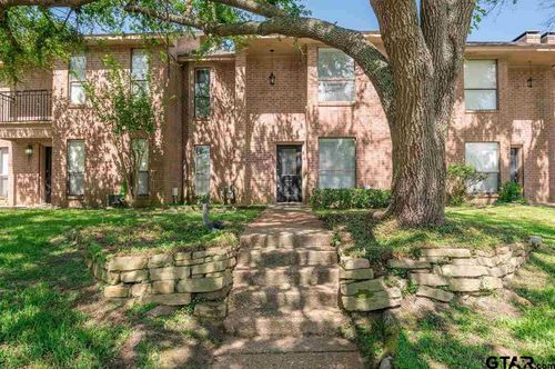 5825 Hollytree Dr, Tyler, TX, 75703-5604 | Card Image