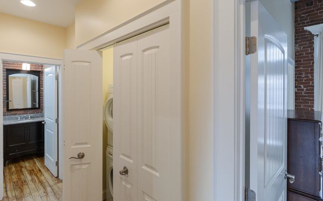APT-10 - 8 Main St, Condo with 2 bedrooms, 2 bathrooms and null parking in Jaffrey NH | Image 10