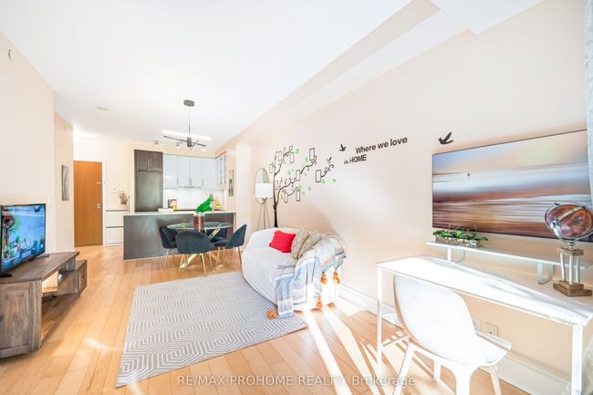 213 - 21 Clairtrell Rd, Condo with 2 bedrooms, 2 bathrooms and 1 parking in Toronto ON | Image 17