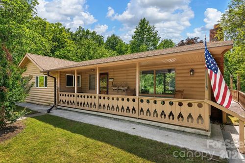 185 Indian Springs Rd, Clyde, NC, 28721-9373 | Card Image