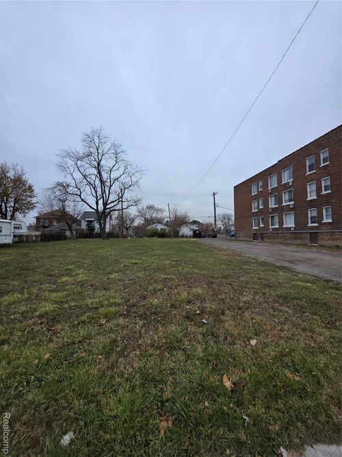 15375 Linwood Street, Detroit, MI, 48238 | Card Image