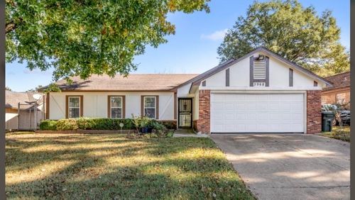3968 Wandering Way, Memphis, TN, 38115-6526 | Card Image