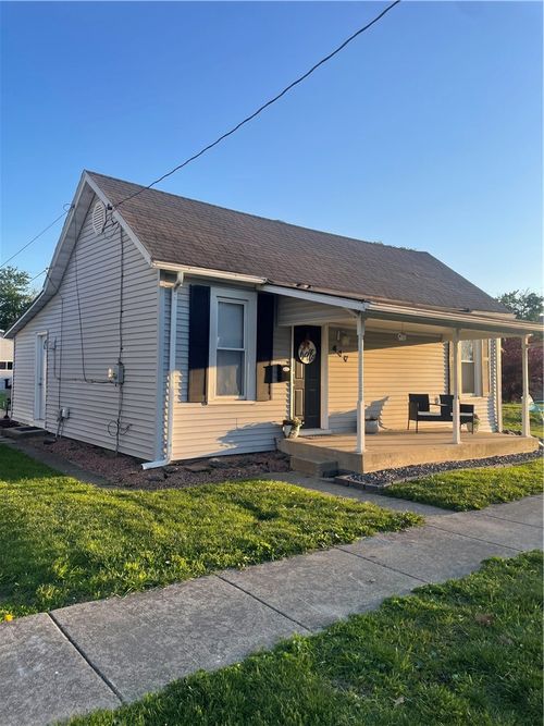 417 W Kentucky Ave, Effingham, IL, 62401-2209 | Card Image
