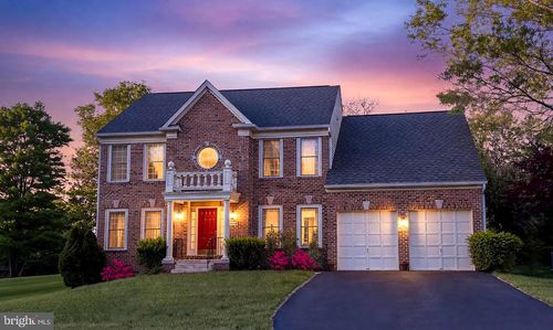 13619 Weinstein Ct, Centreville, VA, 20120-6411 | Card Image