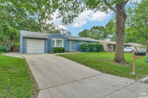 1934 Clifton Ct, Lawrence, KS, 66046-2669 | Card Image