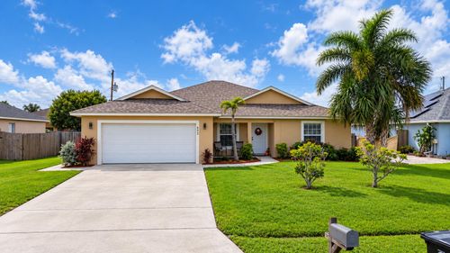 632 Sw Jaffe Ave, Port St. Lucie, FL, 34953-6437 | Card Image