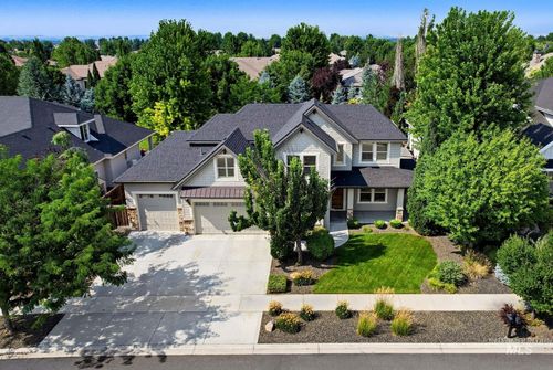 3384 W Star Hollow Dr, Meridian, ID, 83646-4998 | Card Image