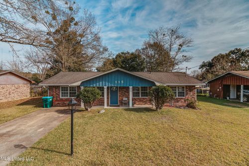 115 Connie Dr, Gulfport, MS, 39503-3227 | Card Image