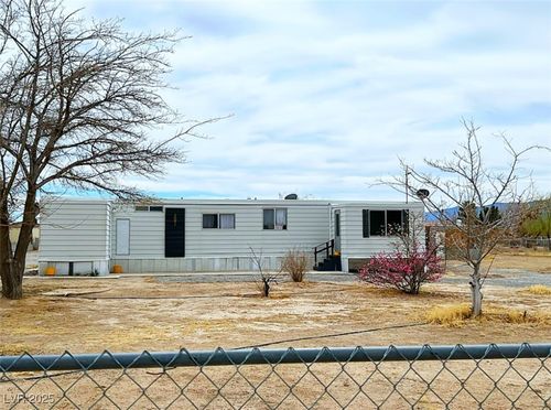 2091 Keenan Way, Pahrump, NV, 89048-7815 | Card Image