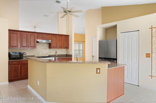 645 Brockton Way, House other with 3 bedrooms, 2 bathrooms and null parking in West Melbourne FL | Image 9