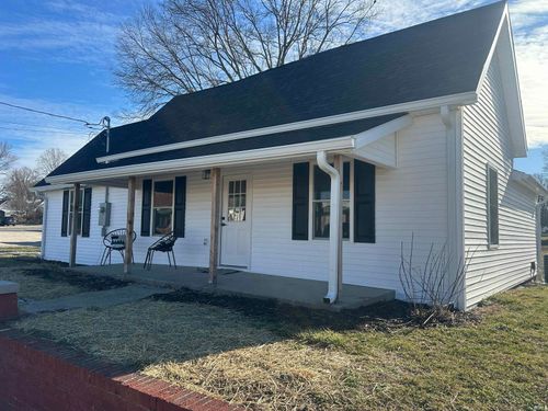 523 W South St, Bloomfield, IN, 47424-1108 | Card Image