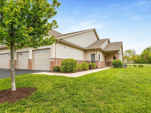 6229 Parks Edge Dr, Loves Park, IL, 61111-3402 | Card Image