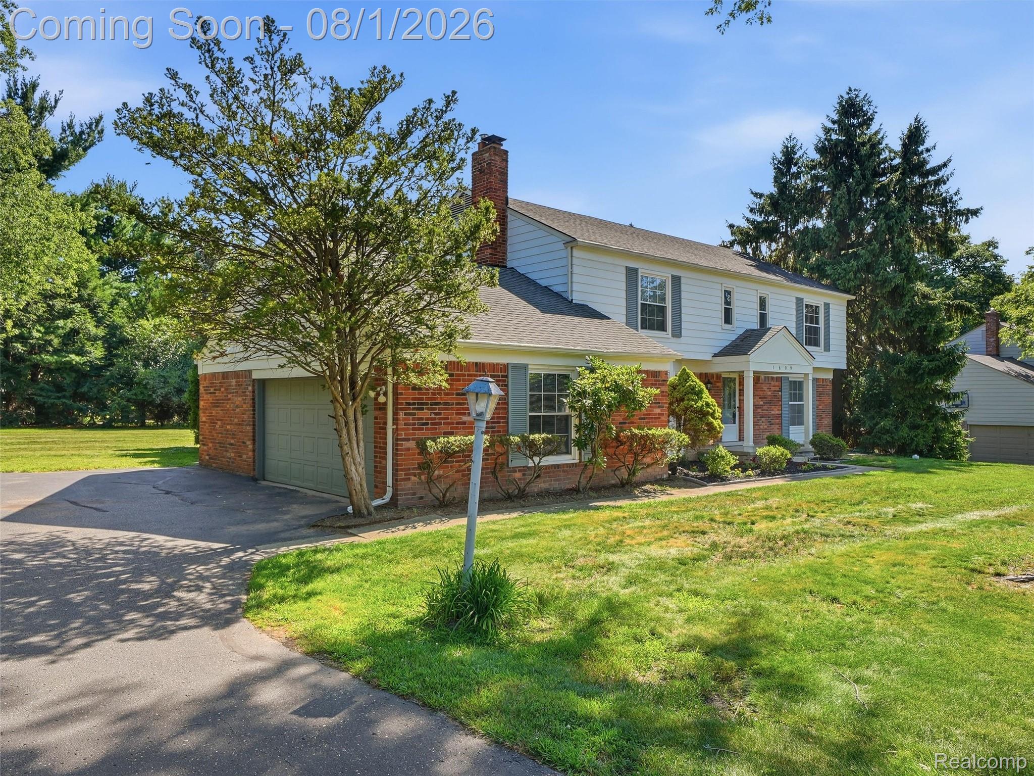 Residential in Bloomfield Hills 5