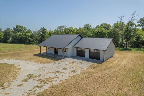 17707 S 2200 Rd, Nevada, MO, 64772 | Card Image