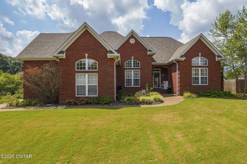 40 Barrymore Cv, Jackson, TN, 38305-6462 | Card Image