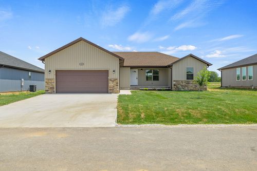 420 Beavertail Road, Ash Grove, MO, 65604 | Card Image