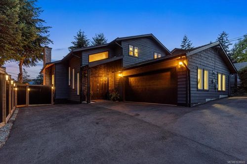 148 Summit Dr, Nanaimo, BC, V9T4Y2 | Card Image