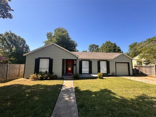 130 W Avenue D, Garland, TX, 75040 | Card Image