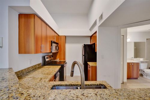 n-1050 Crystal Way, Delray Beach, FL, 33444-1027 | Card Image