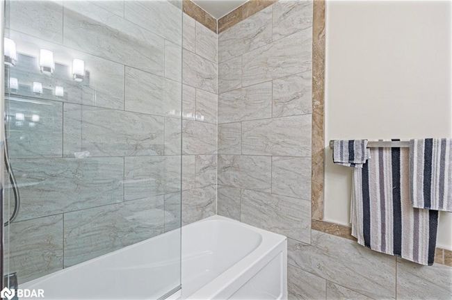 344 Victoria St E, House other with 3 bedrooms, 3 bathrooms and 6 parking in Alliston ON | Image 16