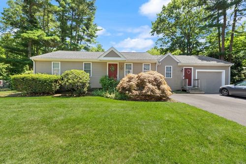320 Balcom St, Mansfield, MA, 02048-1736 | Card Image