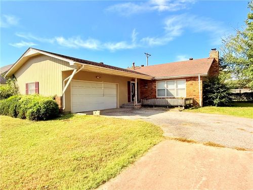 108 Overlook Dr, Coffeyville, KS, 67337-2531 | Card Image