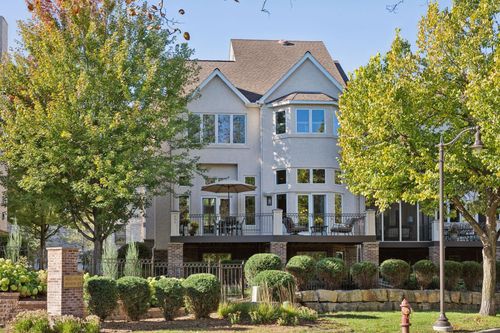 606 River St, Minneapolis, MN, 55401-2576 | Card Image