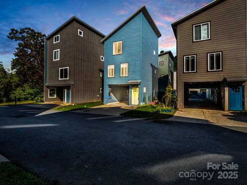 9 W Citra St, Arden, NC, 28704-0756 | Card Image