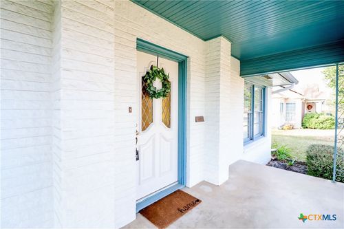 1902 N 7th St, Temple, TX, 76501-1638 | Card Image