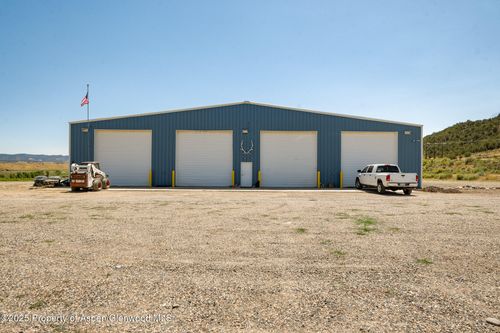 41008 County Road 5, Meeker, CO, 81641-9400 | Card Image