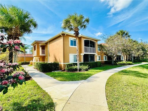 apt-2210-1820 Florida Club Cir, NAPLES, FL, 34112-8722 | Card Image