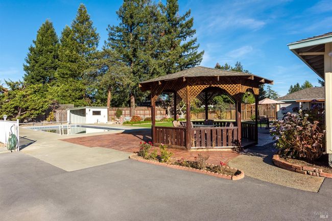 2935 Arden Way, House other with 3 bedrooms, 2 bathrooms and 8 parking in Santa Rosa CA | Image 32